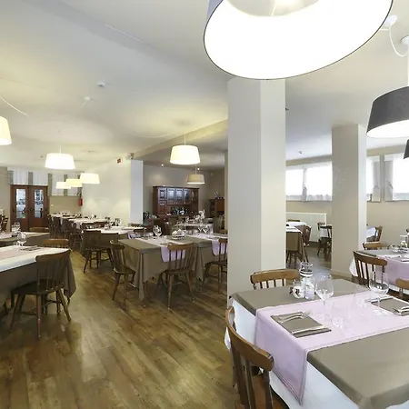Al Comune Rustico Hotel